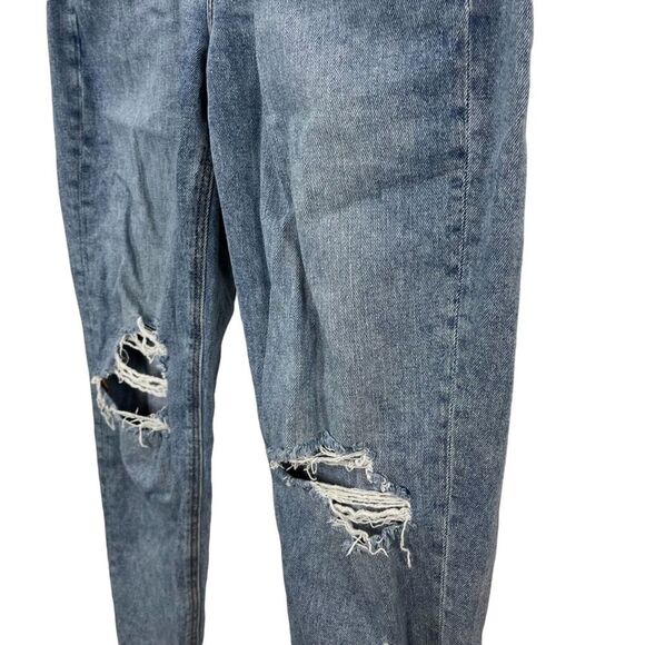 AMERICAN EAGLE MOM JEAN High Rise Waist Distressed Blue Jeans Ripped Holes sz 4 - Picture 9 of 16